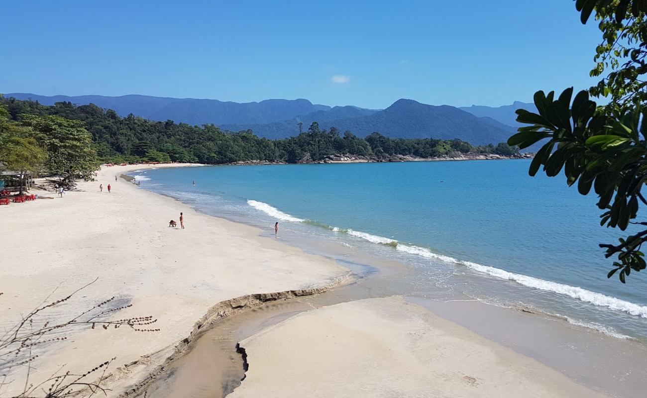 Praia da Cacandoca'in fotoğrafı parlak kum yüzey ile