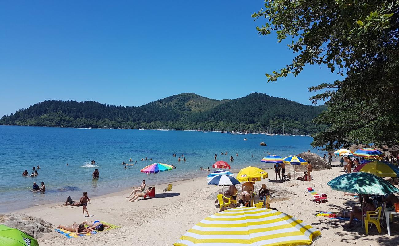 Praia do Lamberto'in fotoğrafı parlak kum yüzey ile