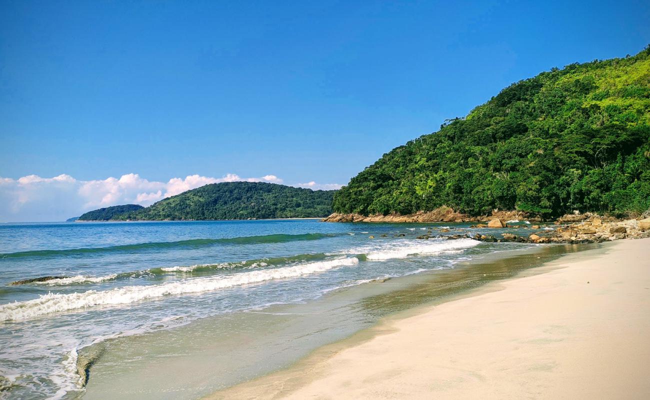 Praia do Leo'in fotoğrafı açık bej kum yüzey ile