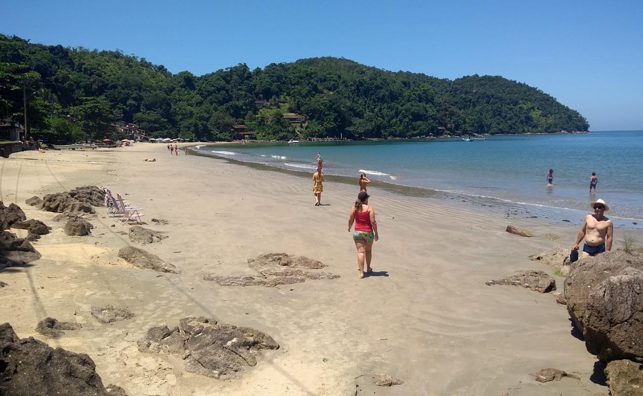 Praia da Almada'in fotoğrafı parlak ince kum yüzey ile