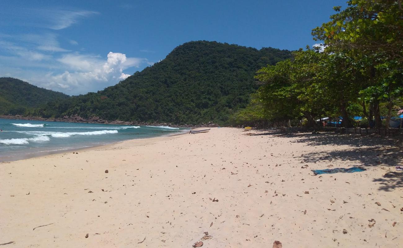 Praia do Sono'in fotoğrafı parlak kum yüzey ile