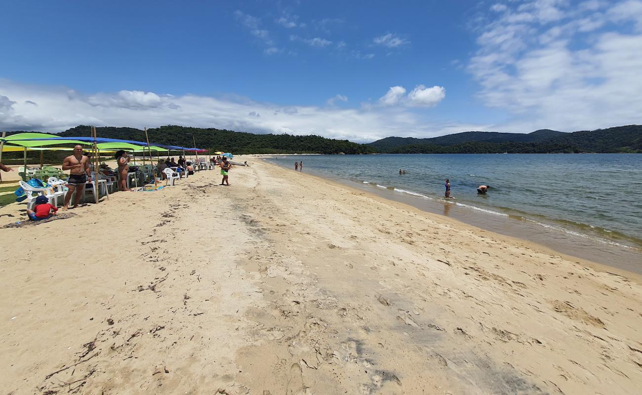 Praia Paraty Mirim'in fotoğrafı parlak ince kum yüzey ile