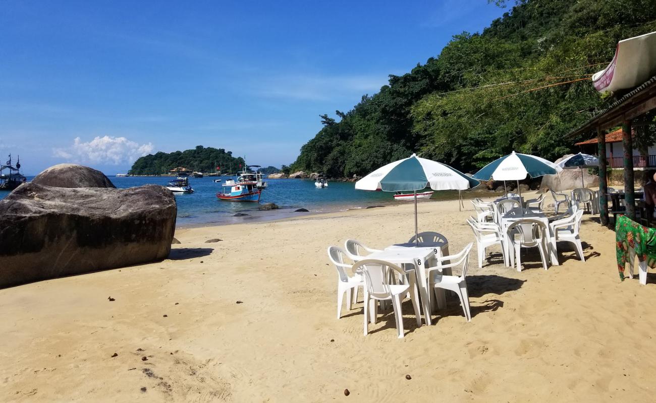 Red Beach'in fotoğrafı i̇nce bej kum yüzey ile