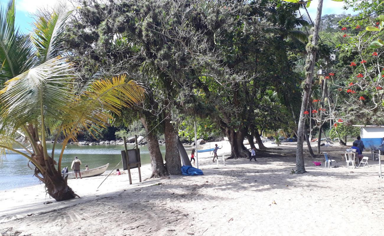 Boi Plajı'in fotoğrafı açık bej kum yüzey ile