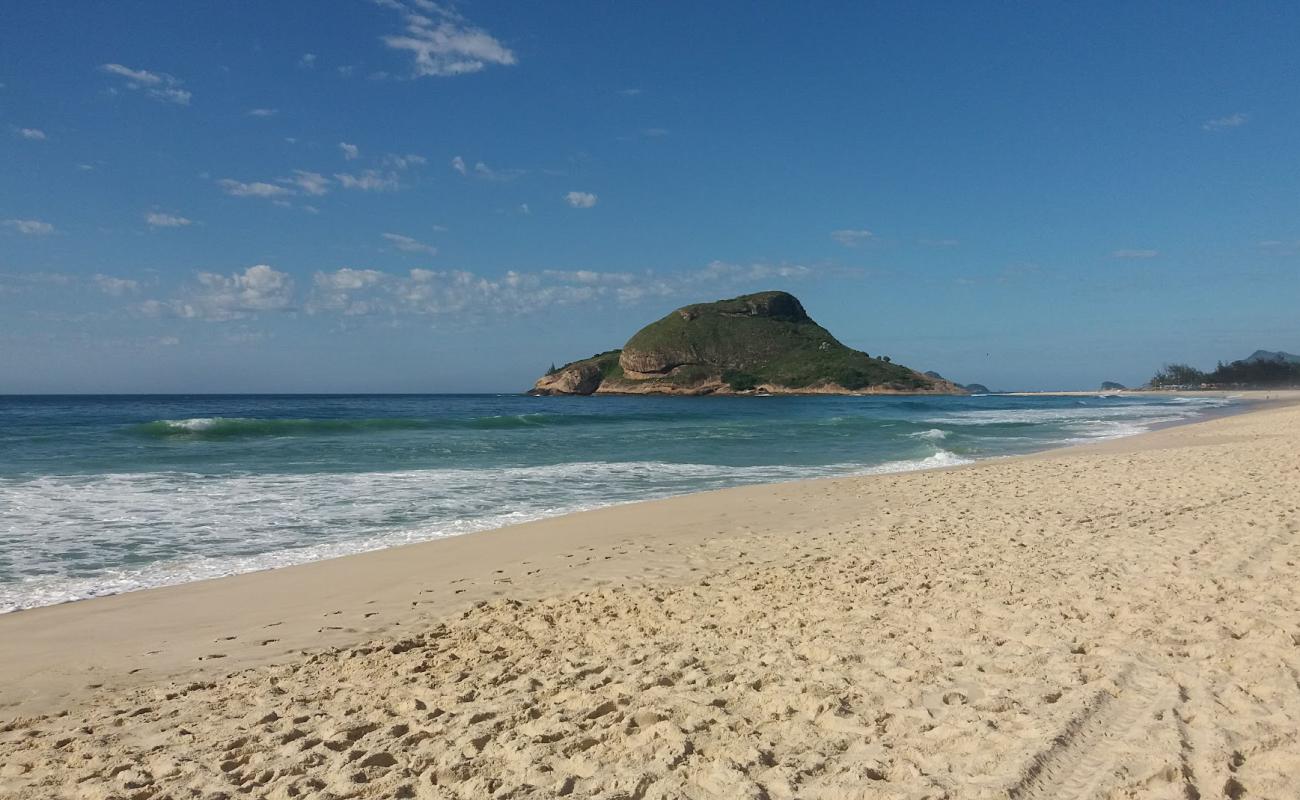 Recreio Plajı'in fotoğrafı i̇nce bej kum yüzey ile