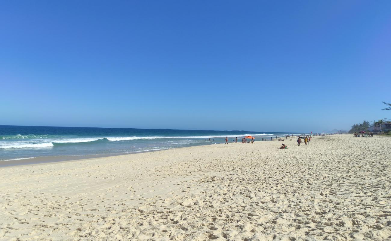 Praia do Frances'in fotoğrafı parlak ince kum yüzey ile