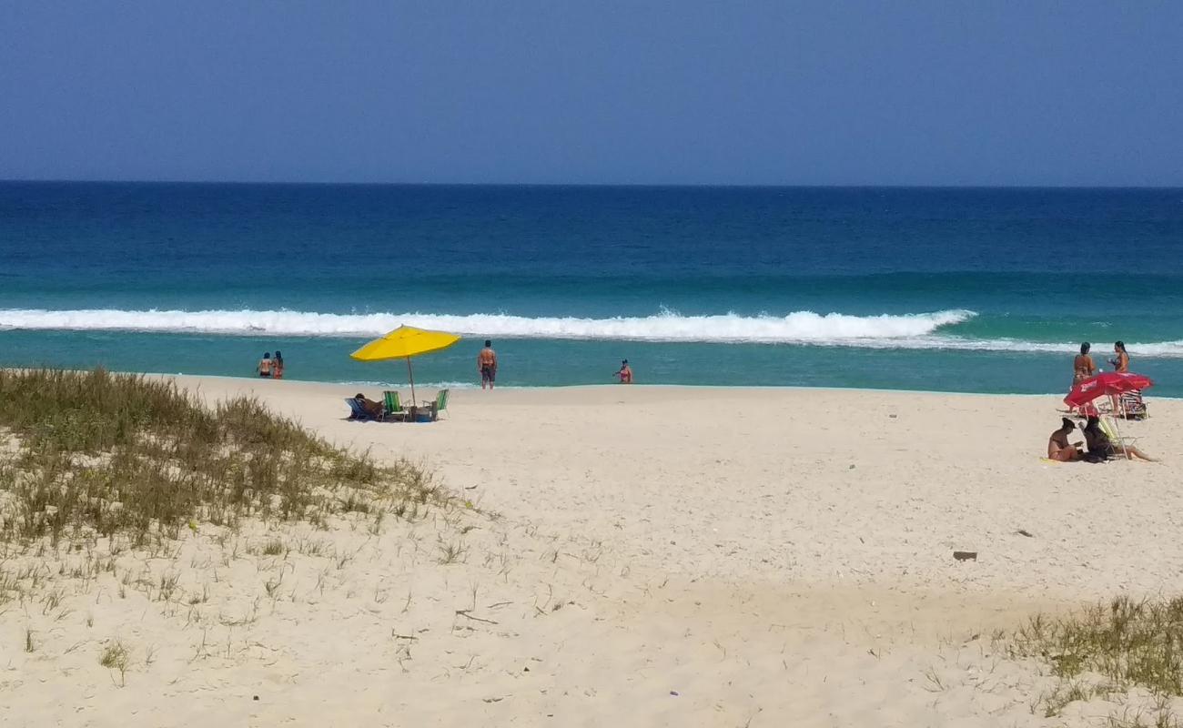 Praia do Dentinho'in fotoğrafı i̇nce beyaz kum yüzey ile
