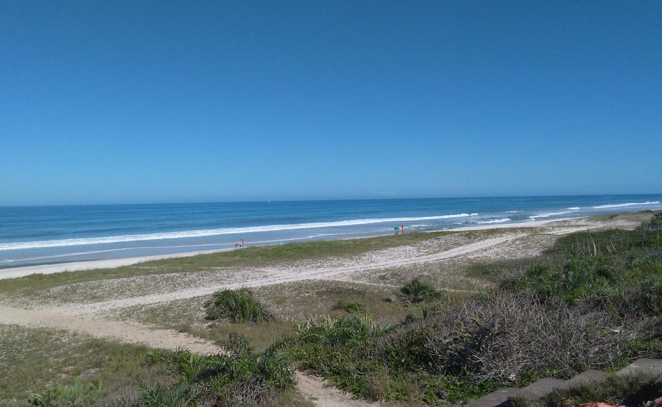 Praia da Pernambuca'in fotoğrafı i̇nce beyaz kum yüzey ile