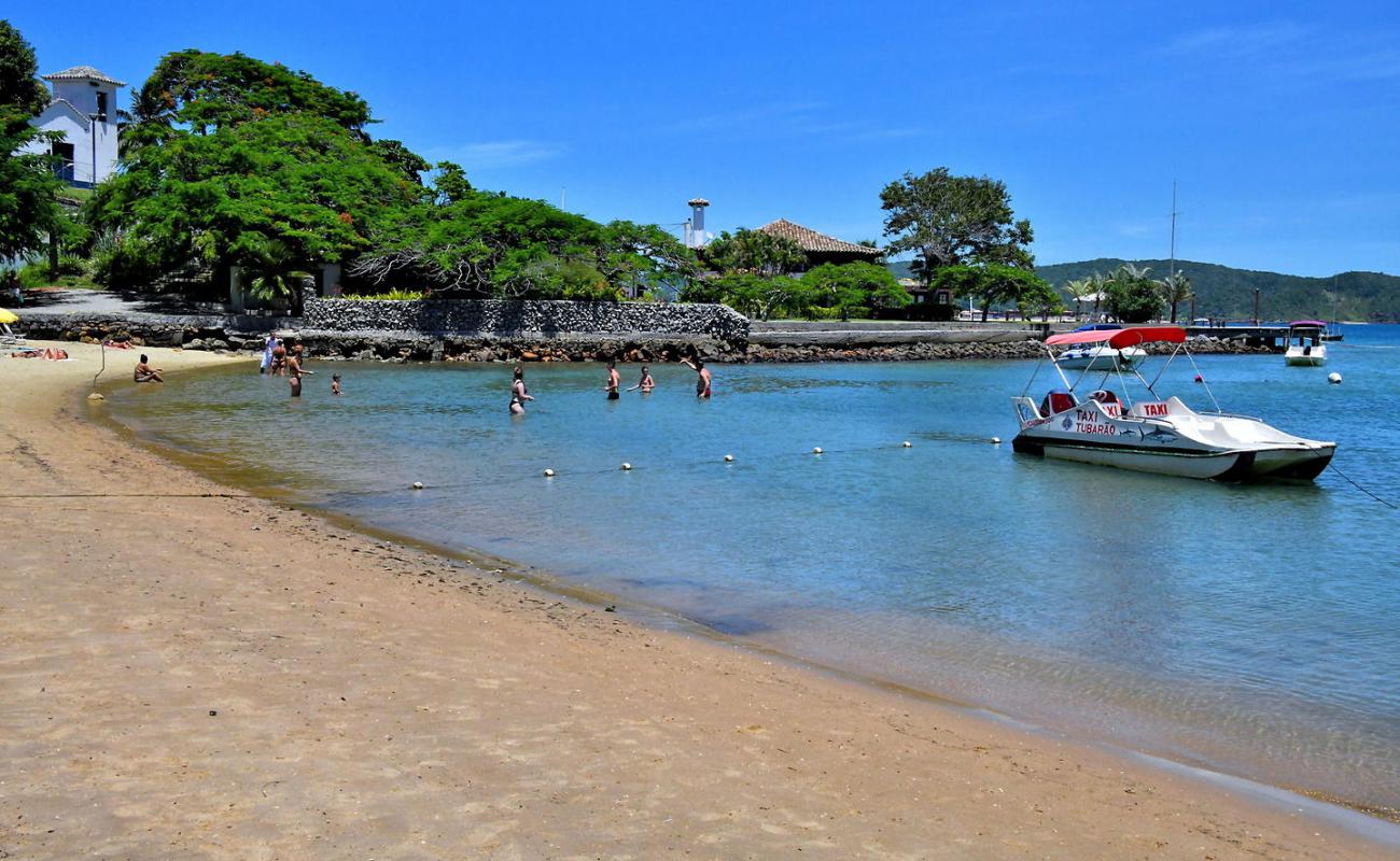 Praia dos Ossos'in fotoğrafı açık bej kum yüzey ile