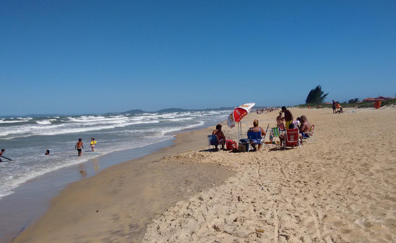 Praia do Florestinha'in fotoğrafı i̇nce bej kum yüzey ile