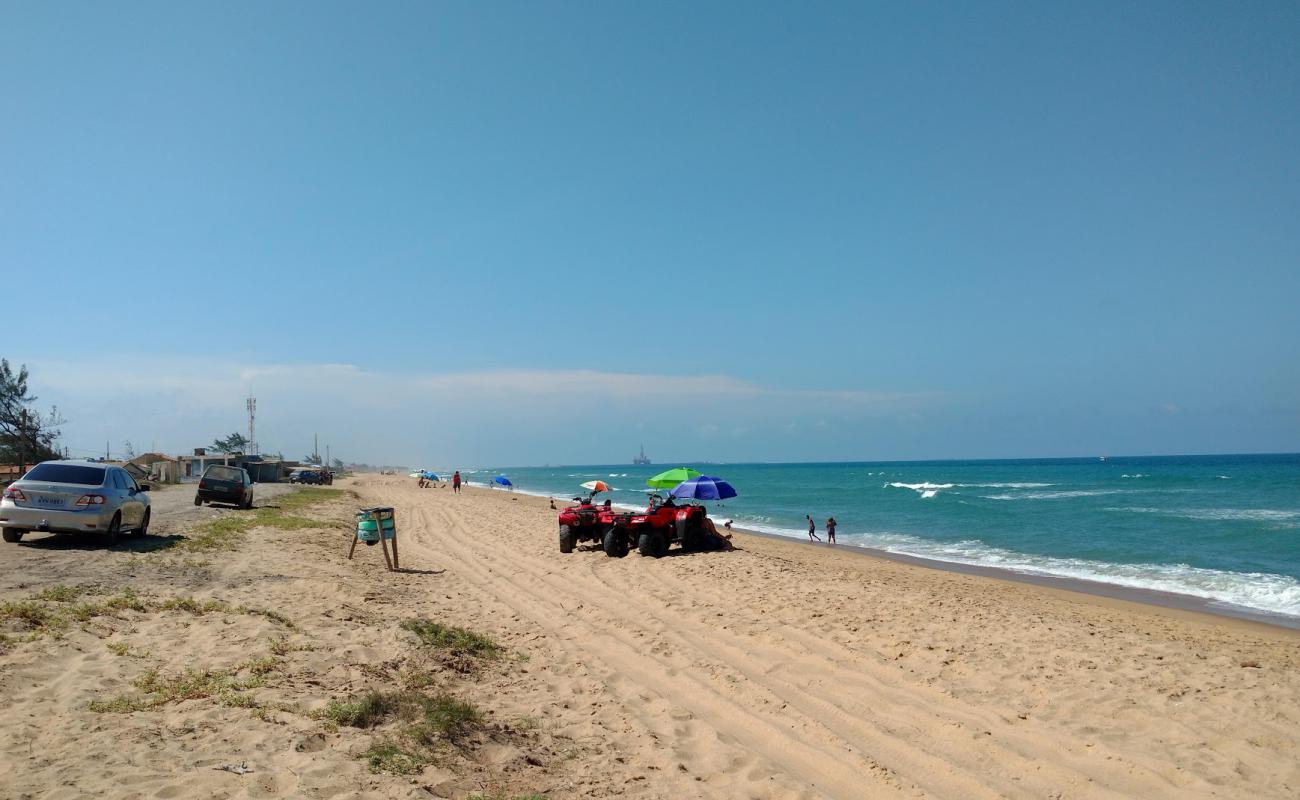 Barra do Acu Plajı'in fotoğrafı parlak kum yüzey ile