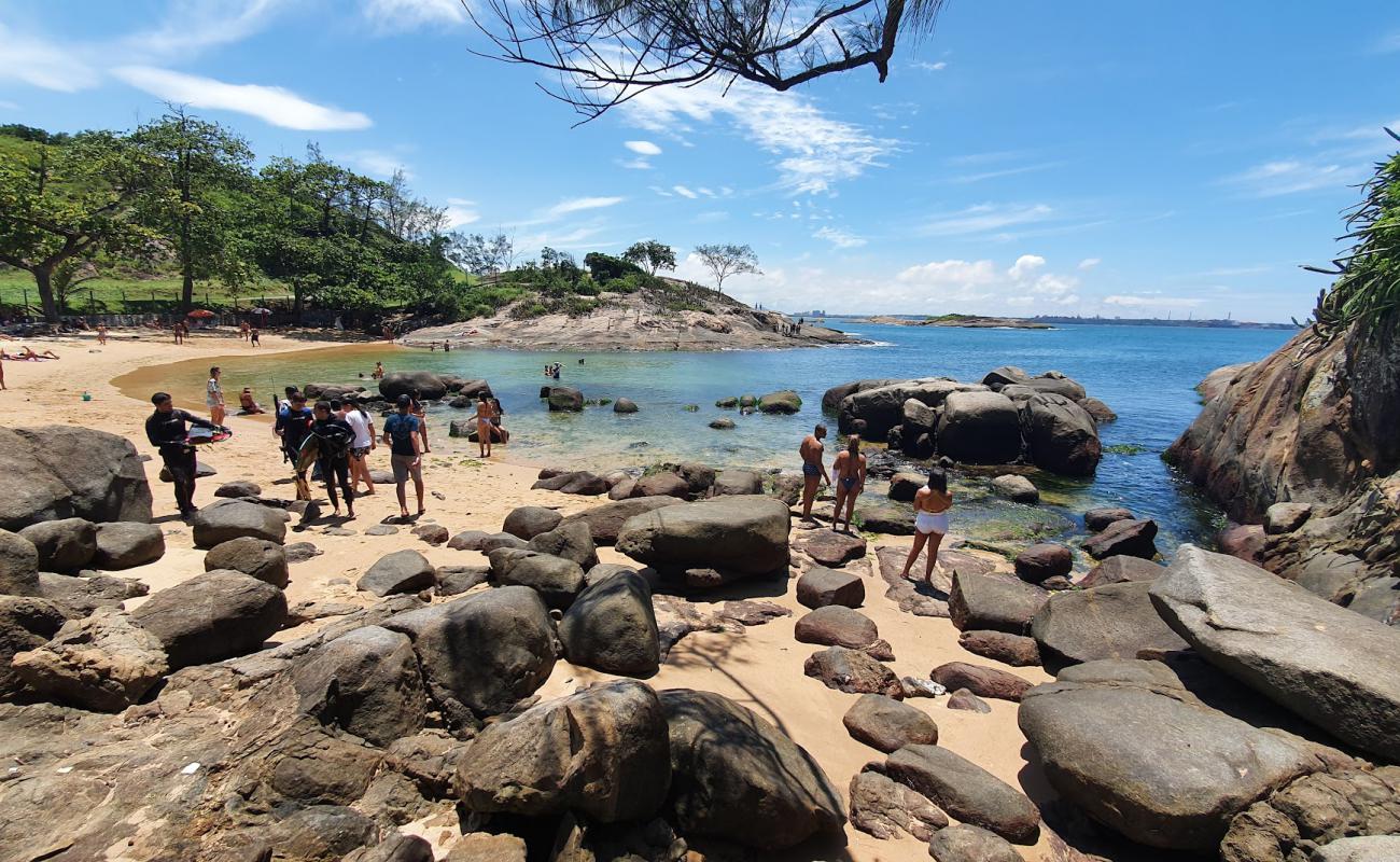 Praia Secreta Vila Velha'in fotoğrafı açık bej kum yüzey ile