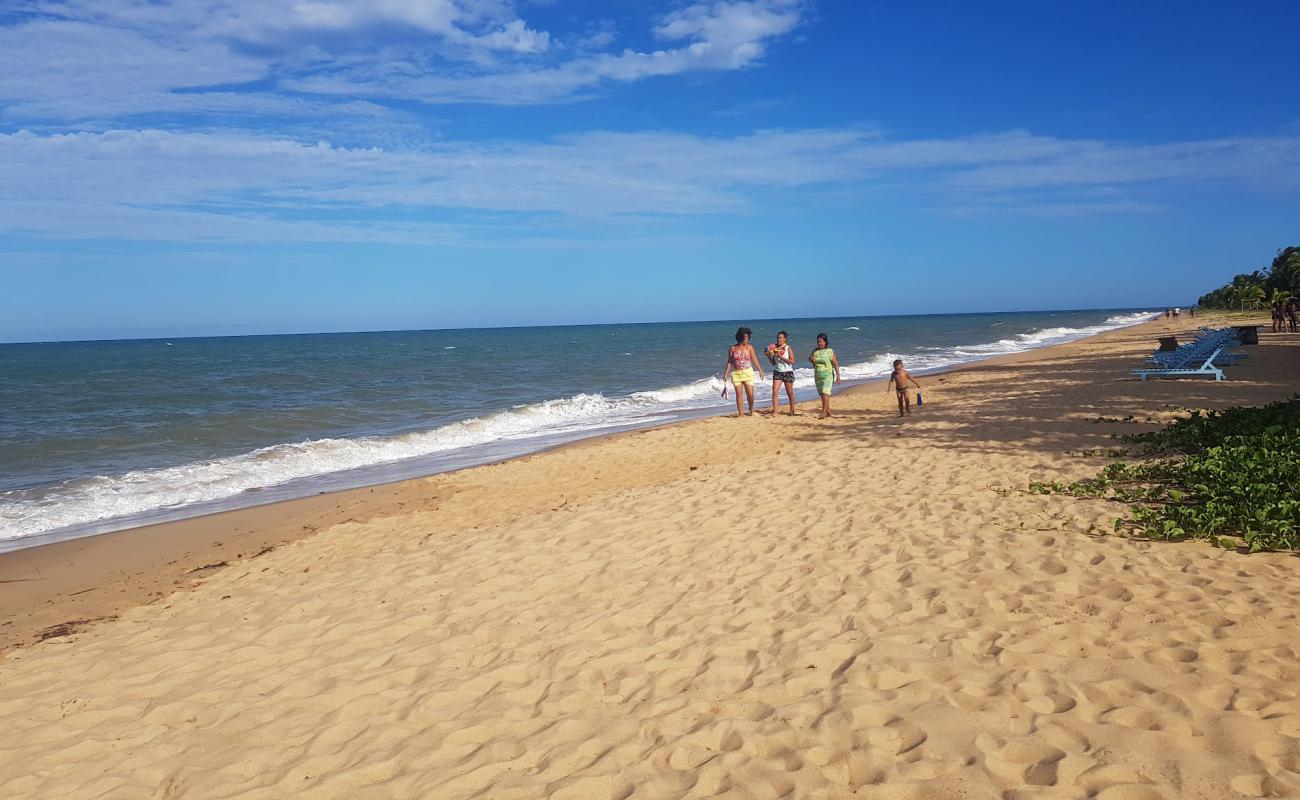 Praia de Guaiu'in fotoğrafı i̇nce bej kum yüzey ile