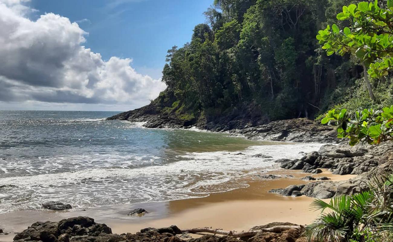 Praia do Siriaco'in fotoğrafı açık bej kum yüzey ile
