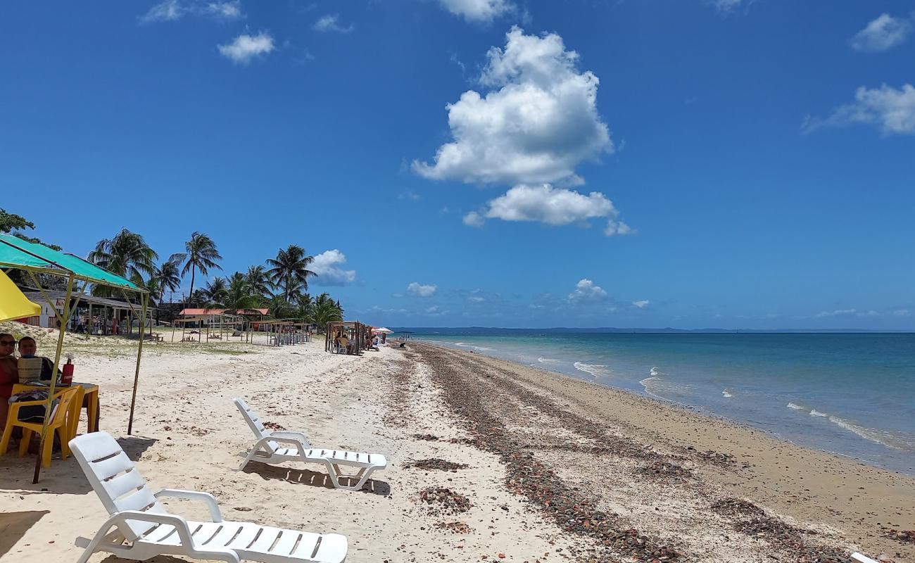 Praia de Ponta de Areia'in fotoğrafı açık bej kum yüzey ile