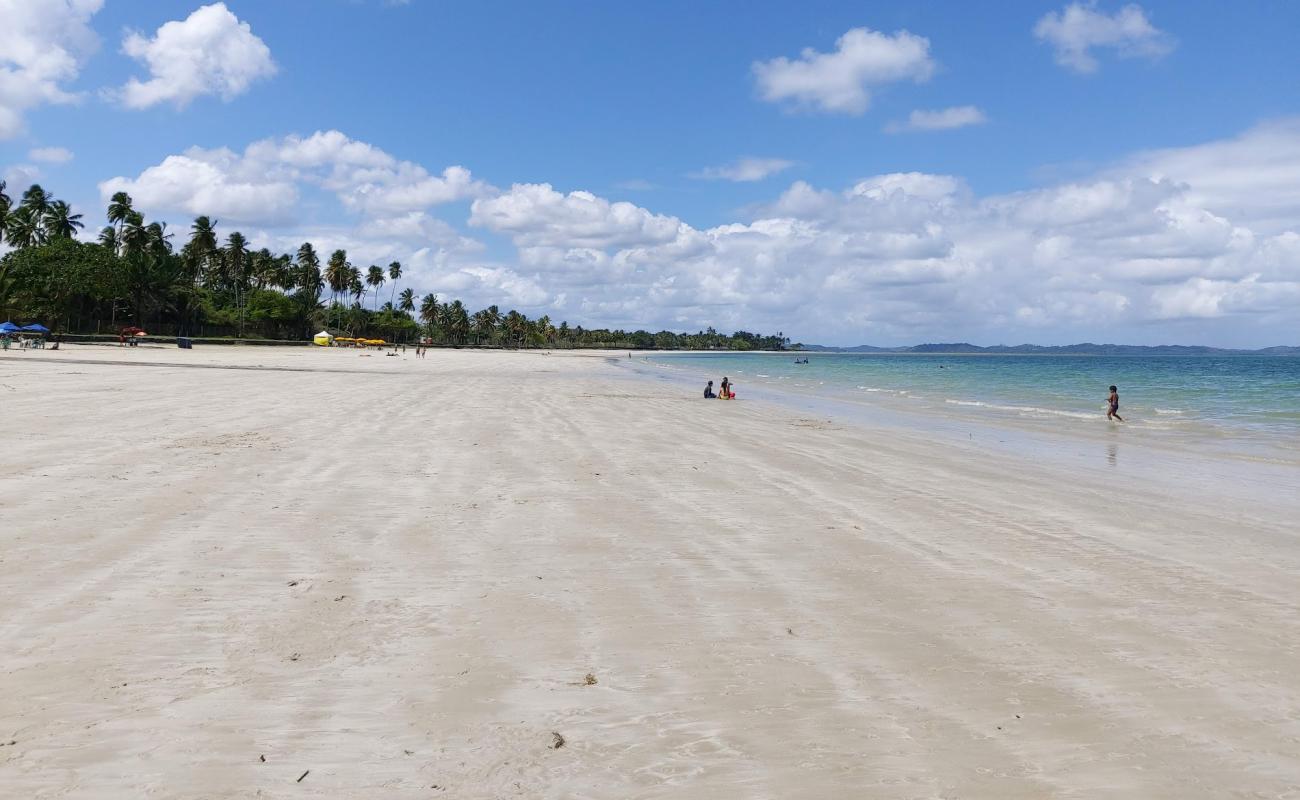 Praia de Madre de Deus'in fotoğrafı açık bej kum yüzey ile