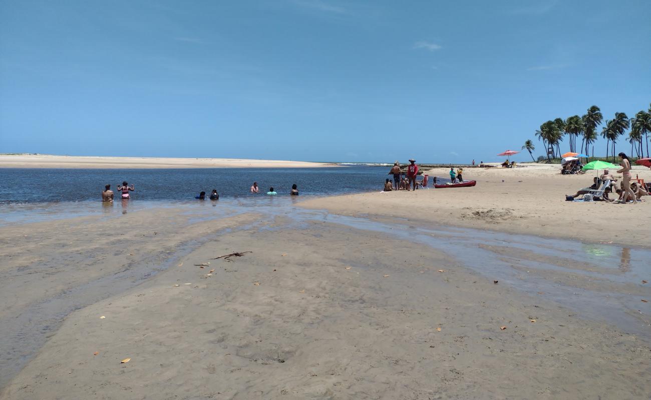 Praia do Baixio'in fotoğrafı açık bej kum yüzey ile