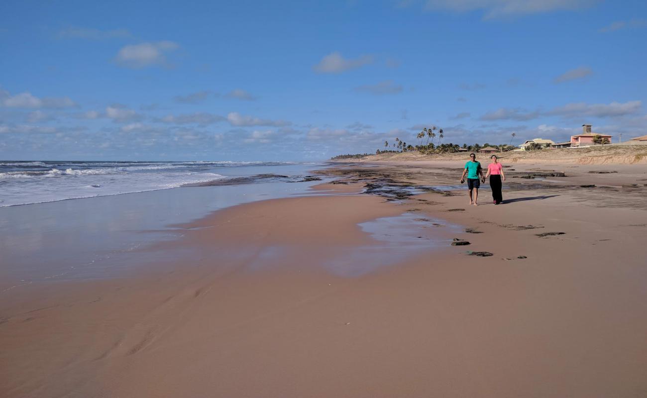 Praia do Conde'in fotoğrafı açık bej kum yüzey ile