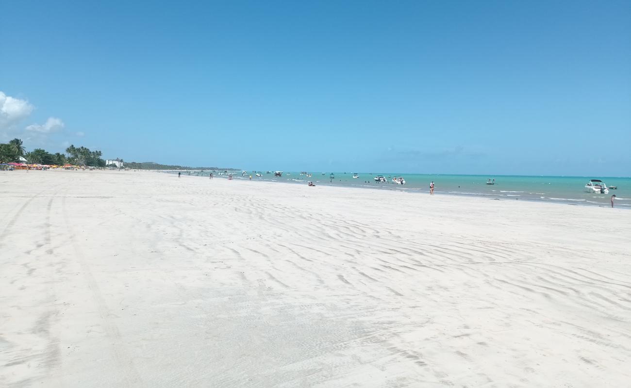 Praia dos Casais'in fotoğrafı açık bej kum yüzey ile