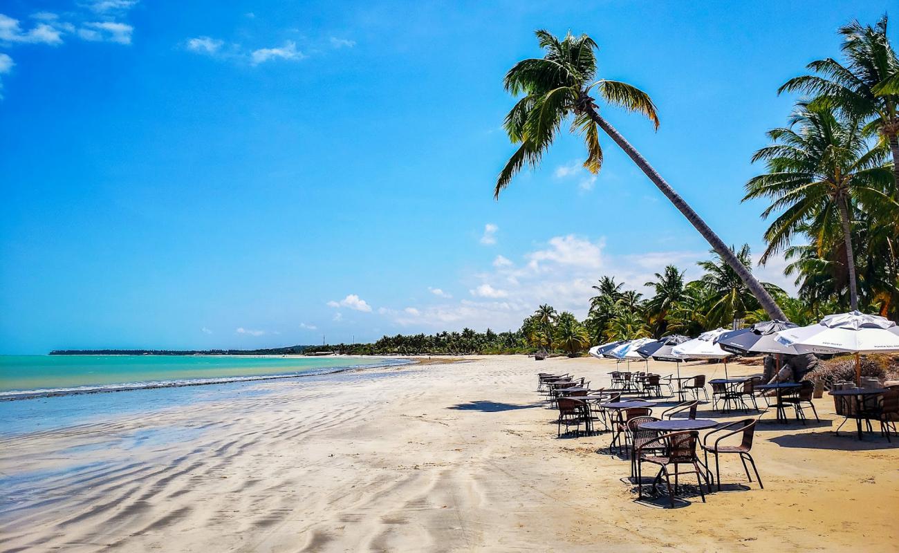 Praia de Sauacui'in fotoğrafı parlak kum yüzey ile