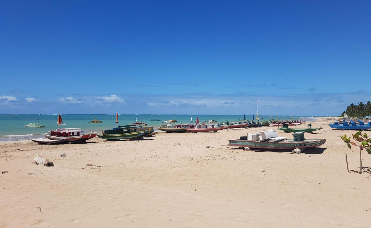 Praia de Porto da Rua'in fotoğrafı açık bej kum yüzey ile