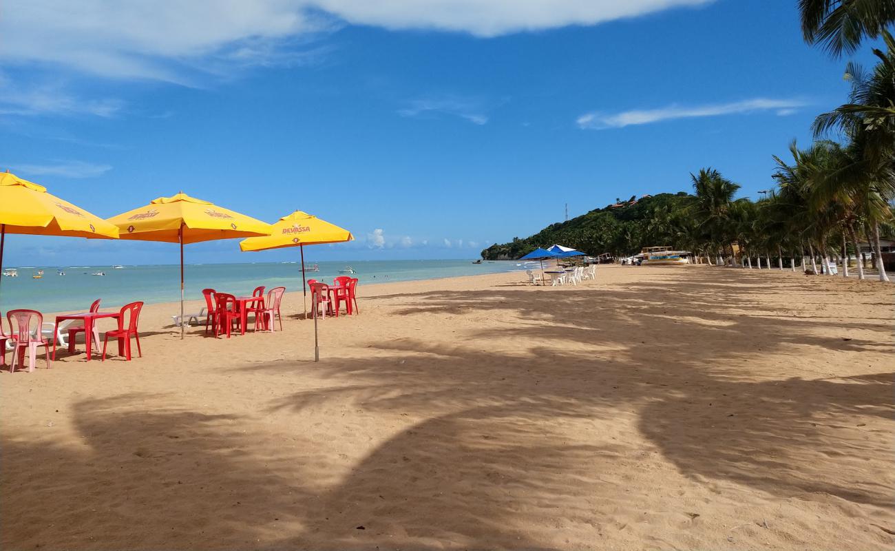 Praia de Japaratinga'in fotoğrafı açık bej kum yüzey ile