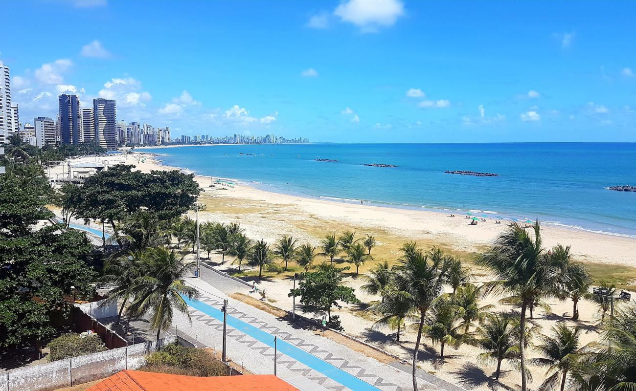 Praia de Candeias'in fotoğrafı açık bej kum yüzey ile