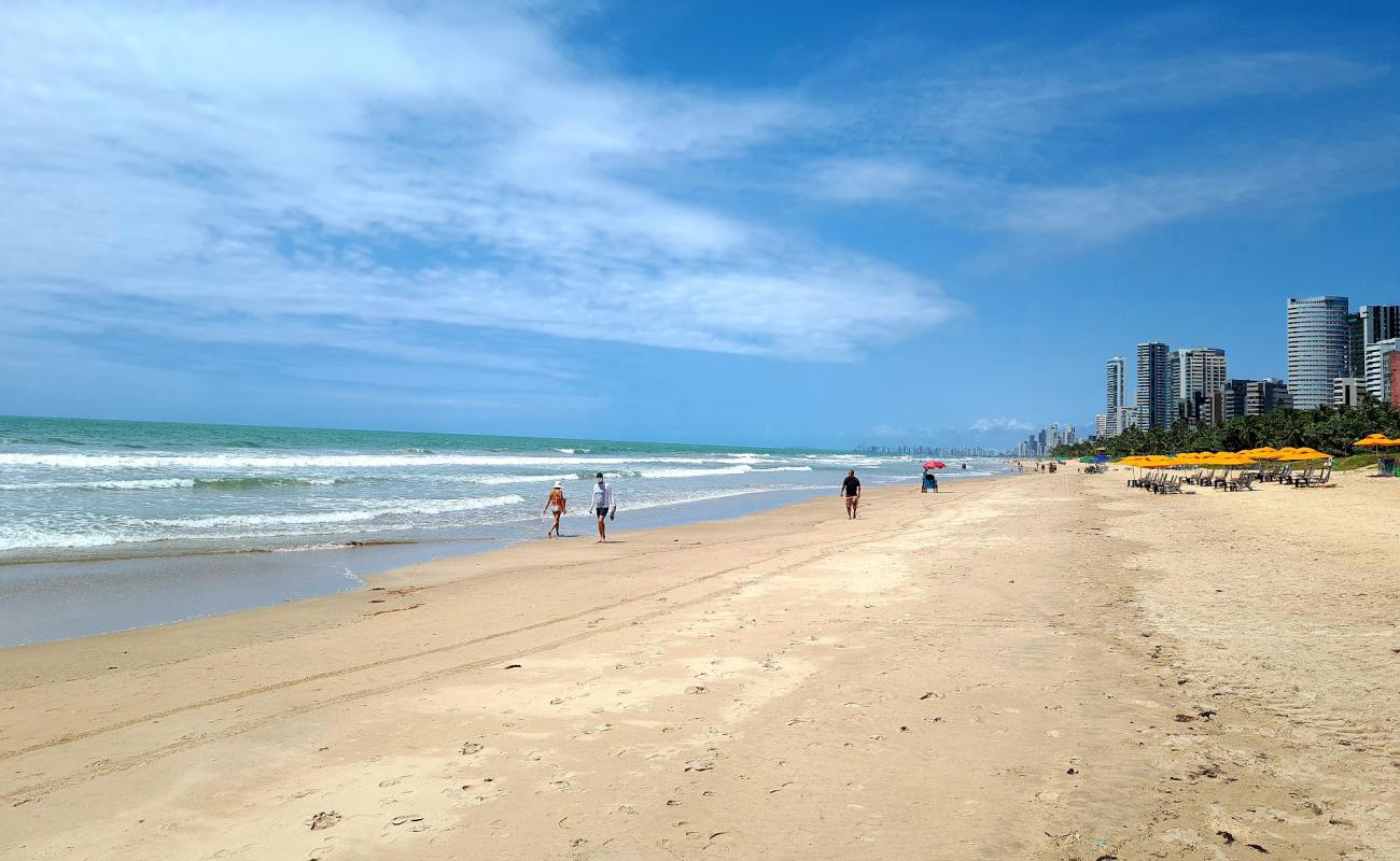 Praia em Recife'in fotoğrafı parlak kum yüzey ile