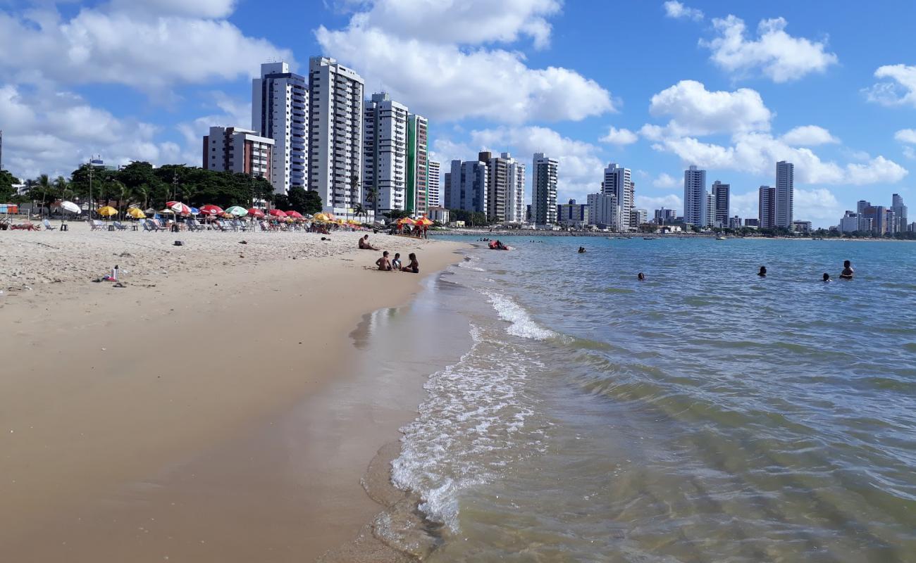 Praia do Quartel'in fotoğrafı açık bej kum yüzey ile