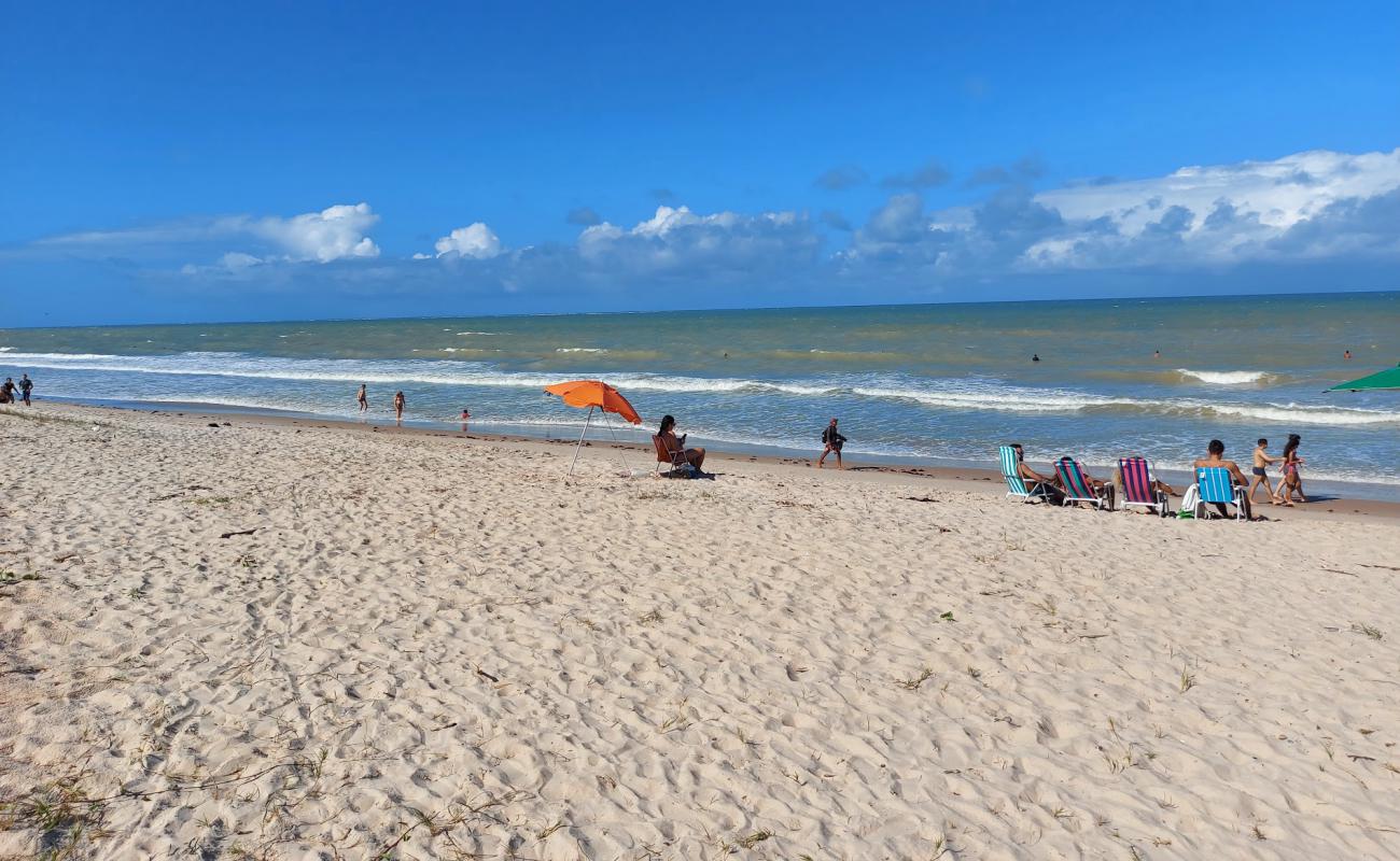 Praia do Jacare'in fotoğrafı parlak kum yüzey ile