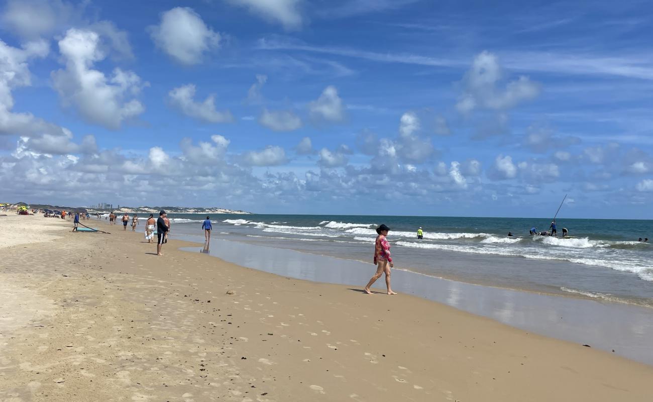 Pirangi Do Norte Plajı'in fotoğrafı parlak kum yüzey ile