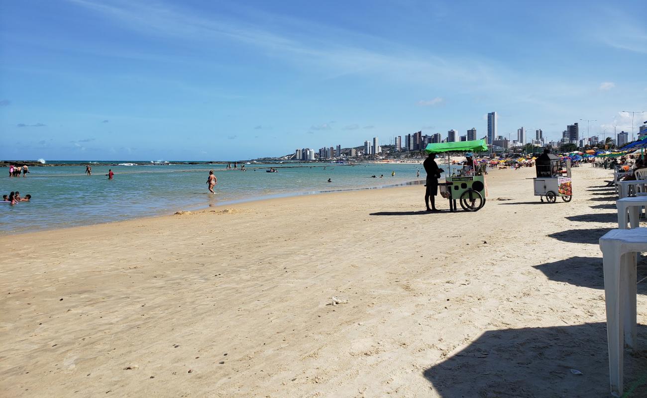 Meio Plajı'in fotoğrafı parlak kum yüzey ile