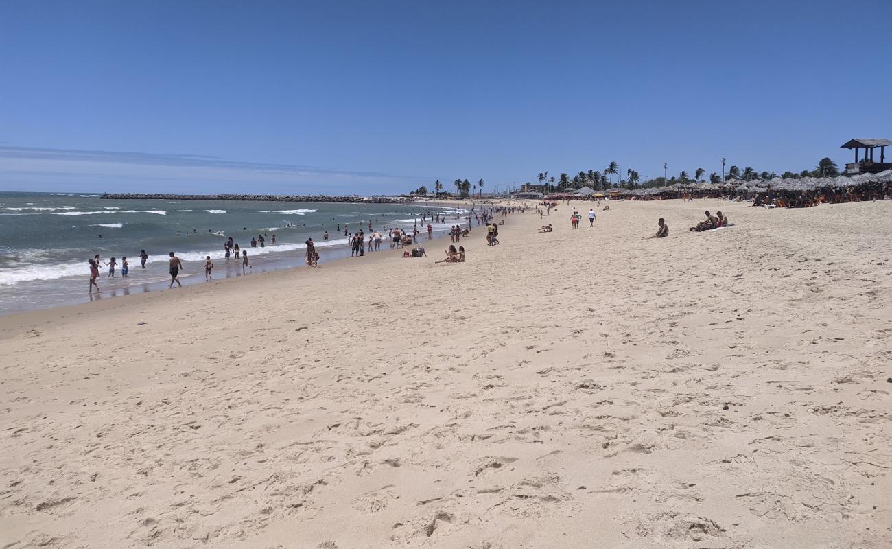Praia das Goiabeiras'in fotoğrafı açık bej kum yüzey ile