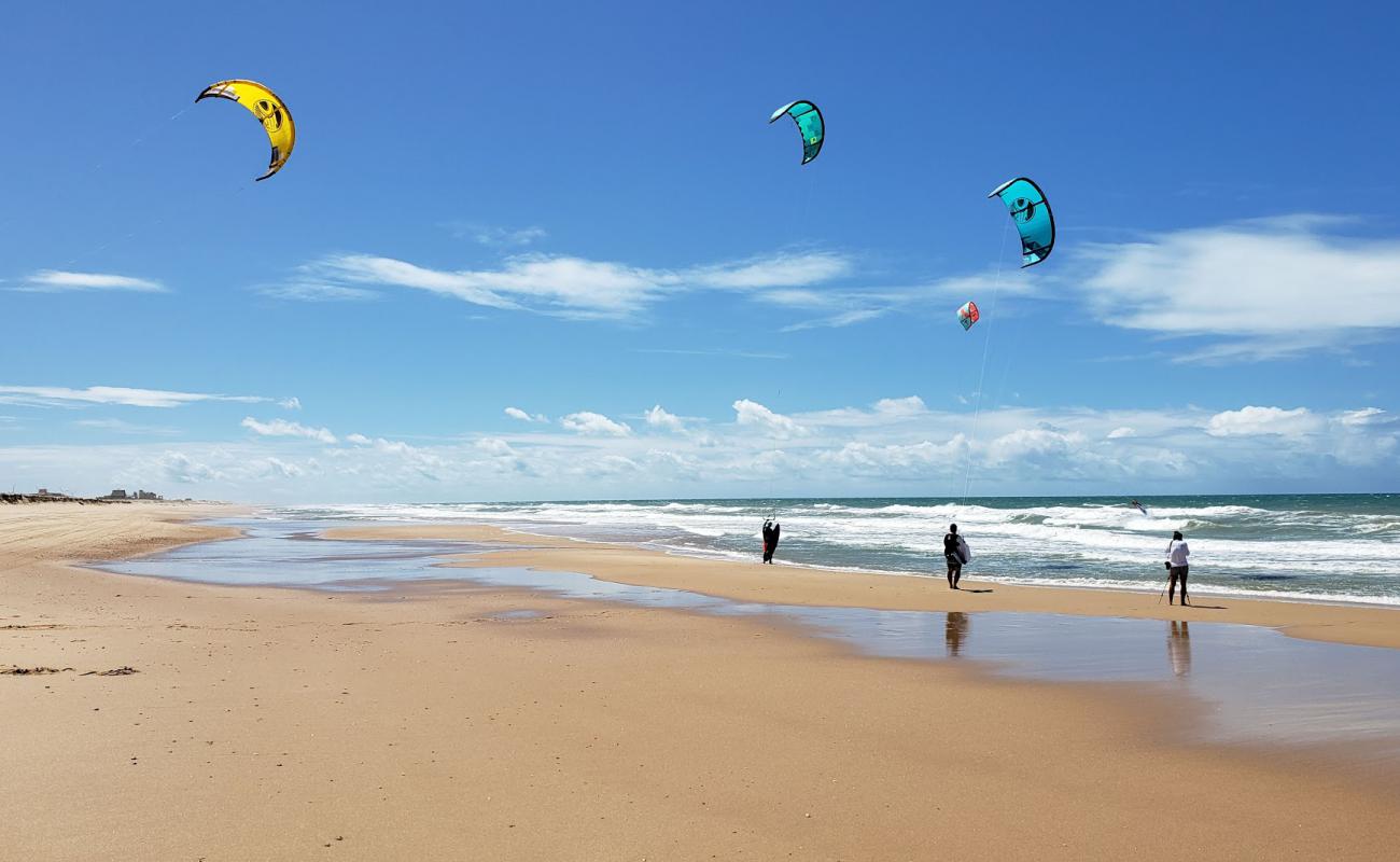 Praia do Taiba'in fotoğrafı açık bej kum yüzey ile