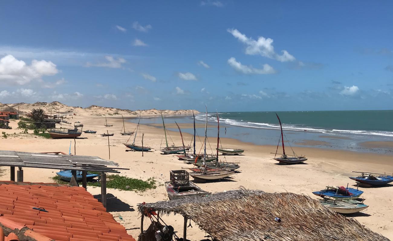 Praia de Apiques'in fotoğrafı açık bej kum yüzey ile