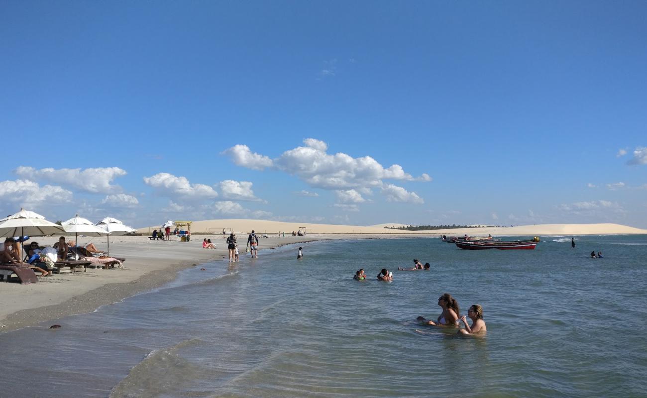Jeri Plajı Müdürü'in fotoğrafı gri kum yüzey ile