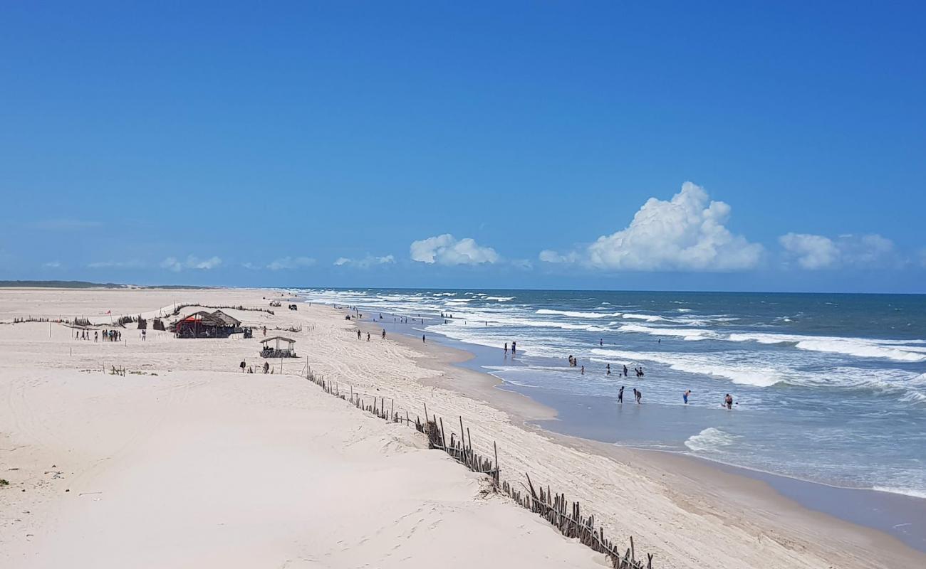 Praia De Cabure'in fotoğrafı açık bej kum yüzey ile