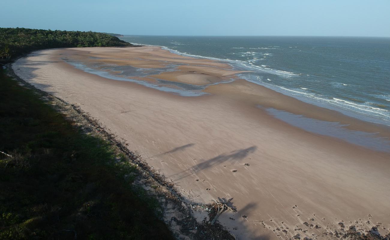 Praia do Caura'in fotoğrafı parlak kum yüzey ile