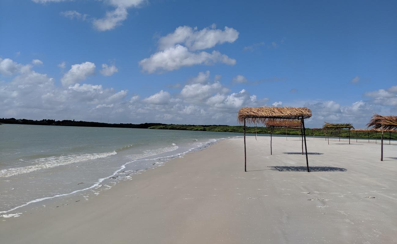 Praia Do Bora'in fotoğrafı parlak kum yüzey ile