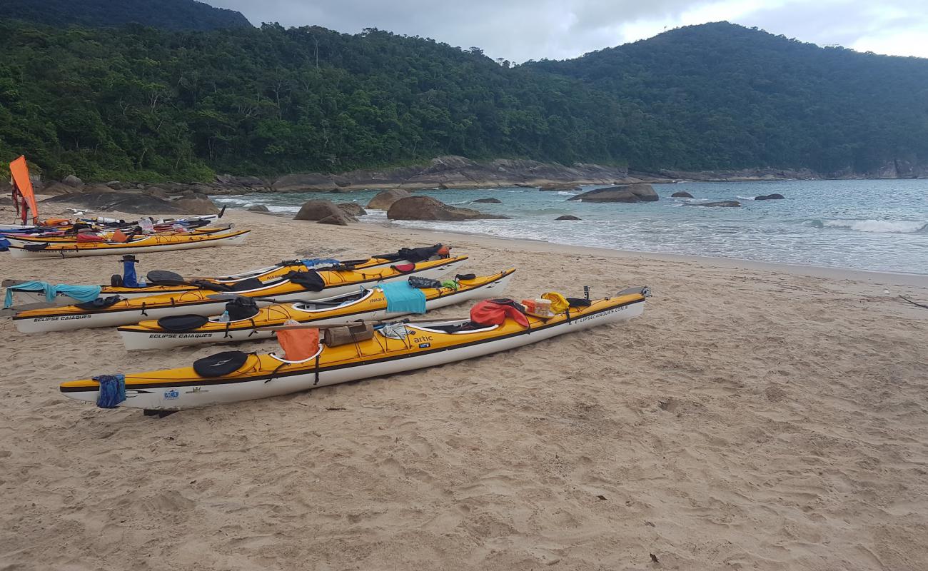 Praia da Caveira'in fotoğrafı açık bej kum yüzey ile