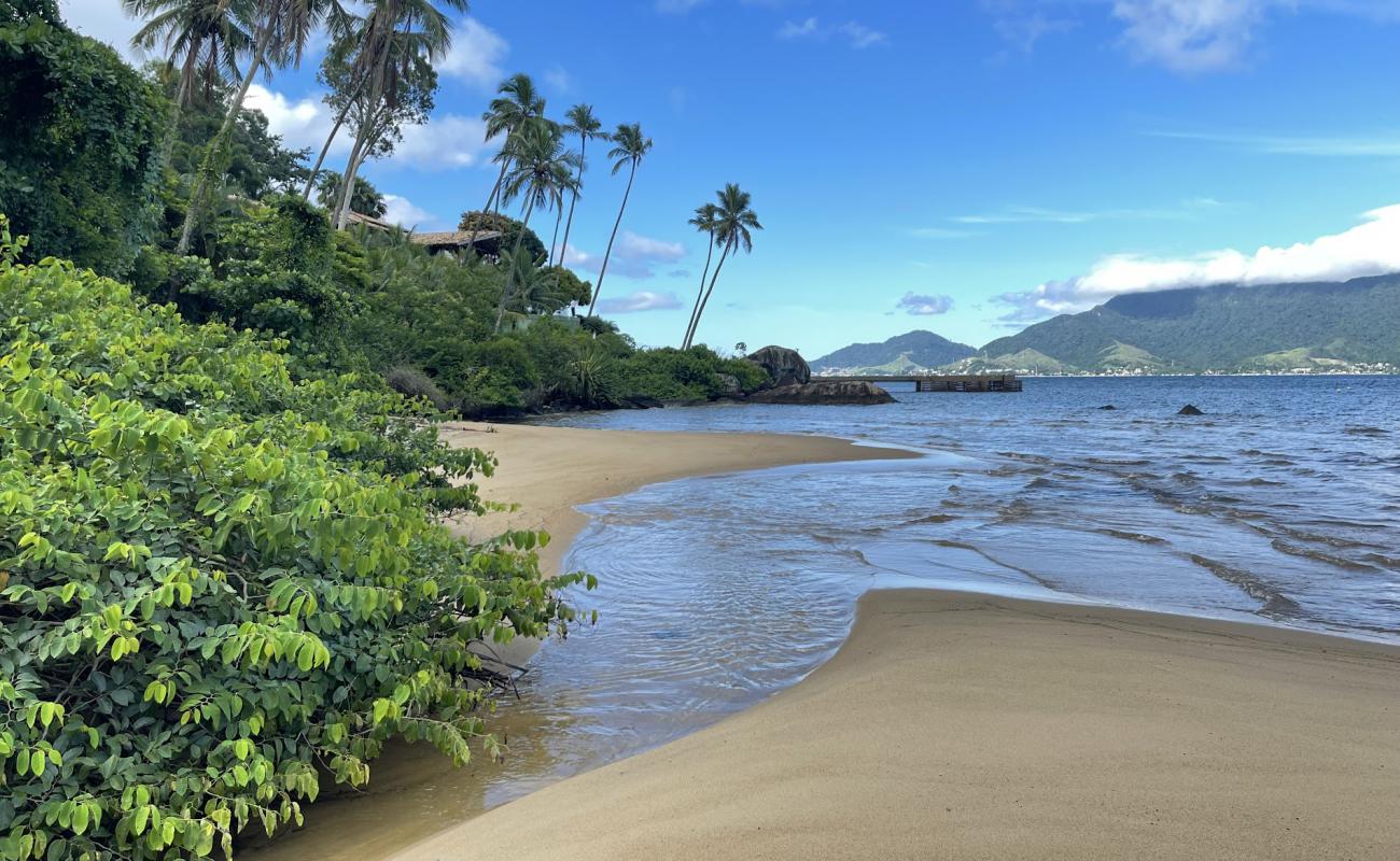 Praia Pedra do Sino'in fotoğrafı açık bej kum yüzey ile