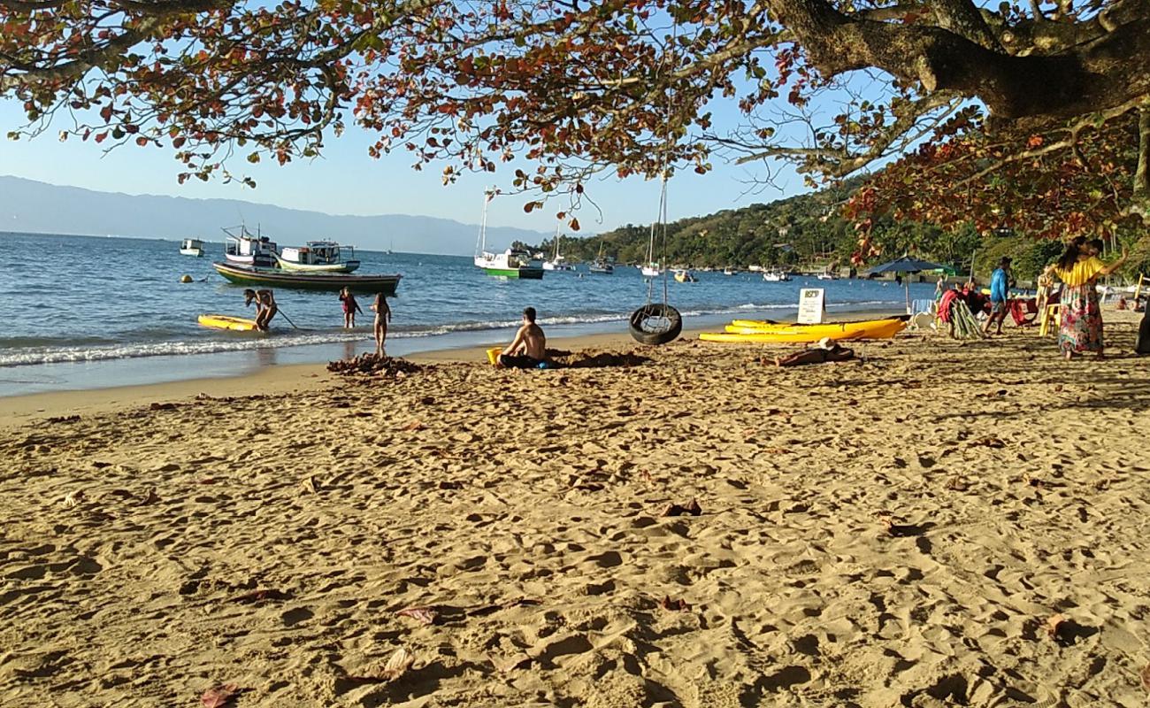 Praia da Armacao'in fotoğrafı açık bej kum yüzey ile