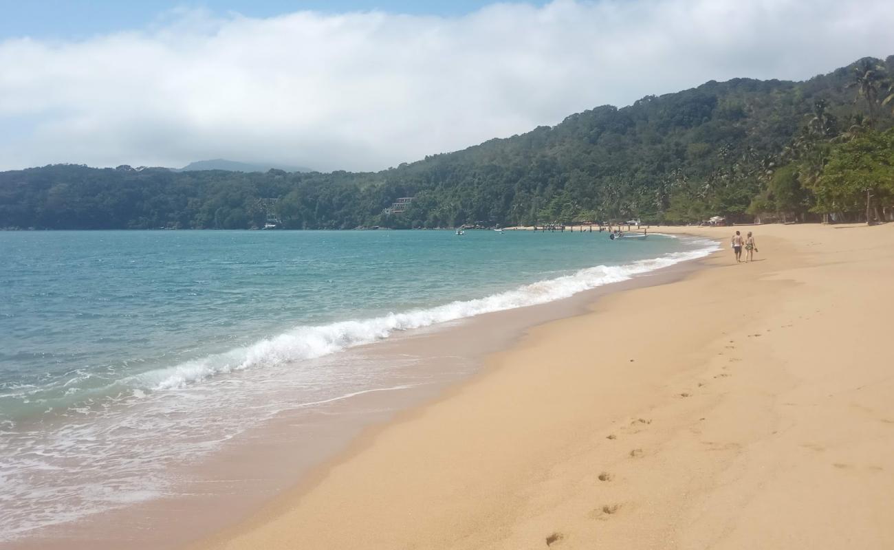 Praia de Camiranga'in fotoğrafı i̇nce bej kum yüzey ile
