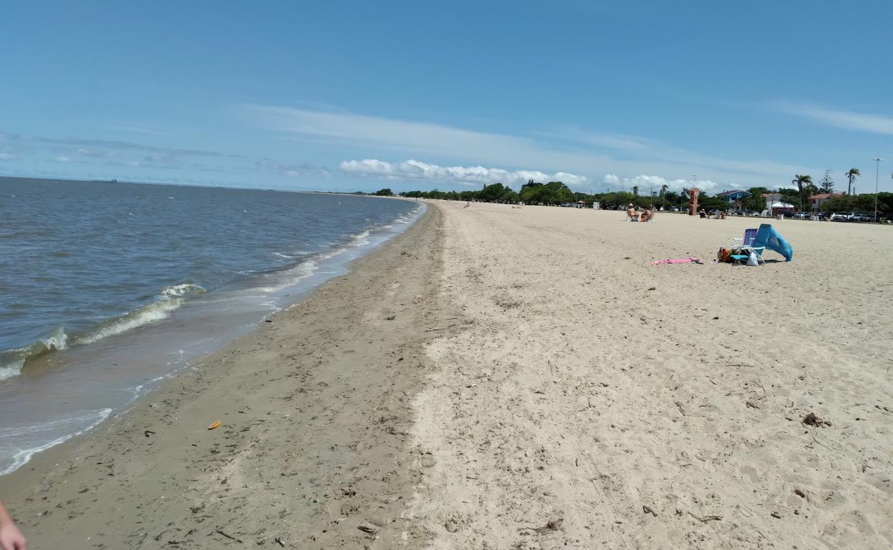 Laranjal Beach'in fotoğrafı açık bej kum yüzey ile