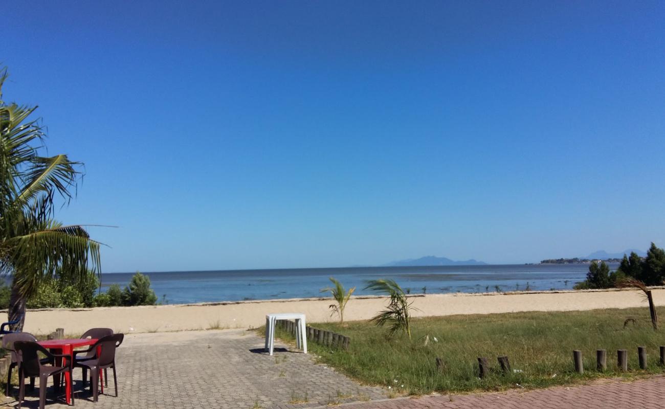 Praia do Aterro'in fotoğrafı açık bej kum yüzey ile