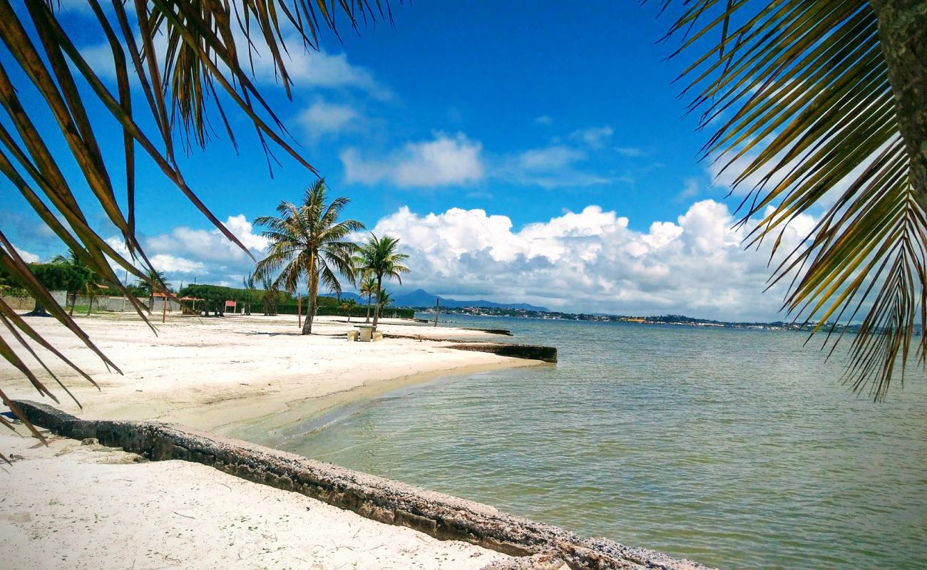 Praia do Condominio Village D`Italia'in fotoğrafı parlak kum yüzey ile