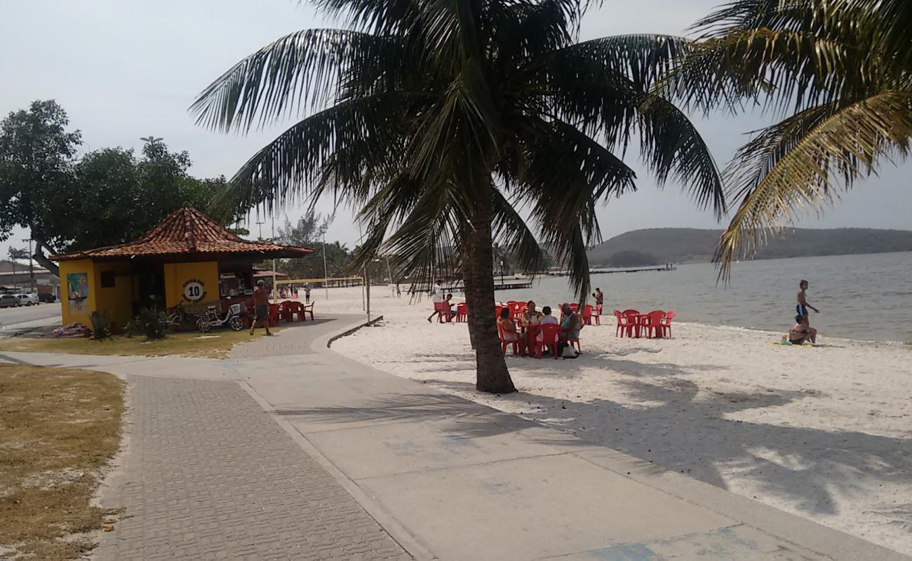 Praia do Vascaino'in fotoğrafı parlak kum yüzey ile