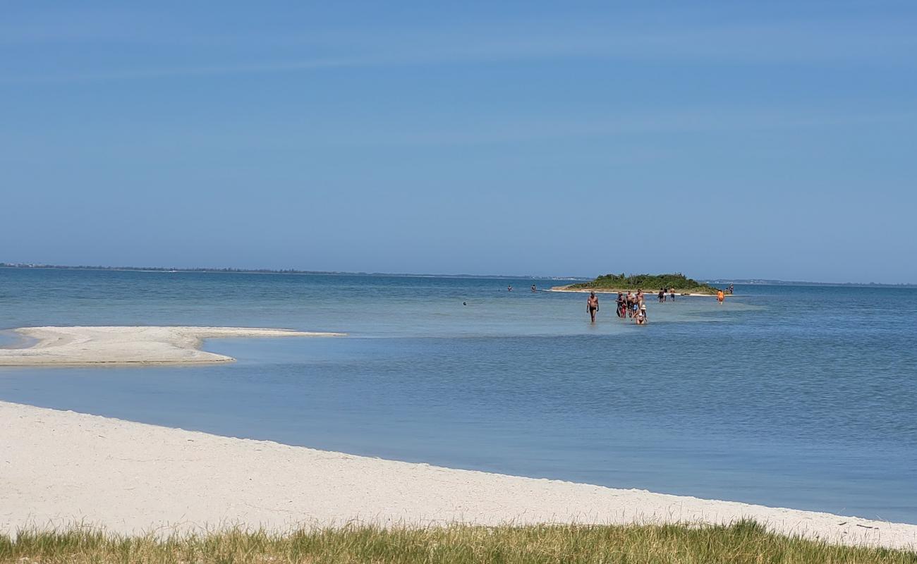 Praia da Salina'in fotoğrafı parlak kum yüzey ile