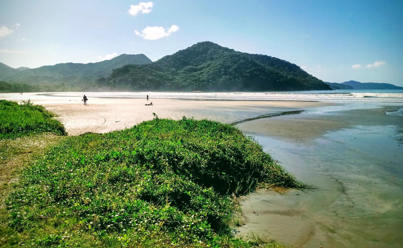 Praia Dura'in fotoğrafı açık bej kum yüzey ile