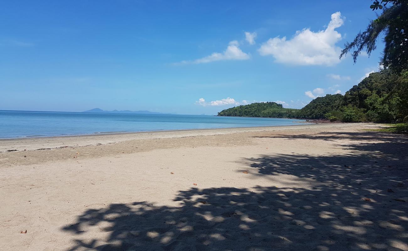 Samran Beach II'in fotoğrafı gri kum yüzey ile